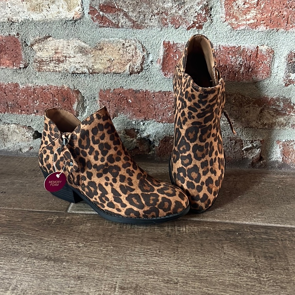 Leopard bootie